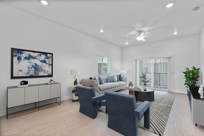 Photo - Madelyn Court