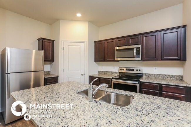 Photo - 3098 Neverland Dr