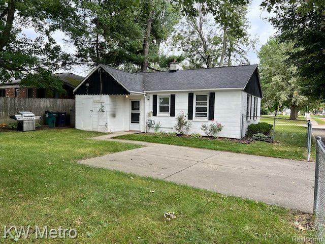 Photo - 624 Montrose Ave