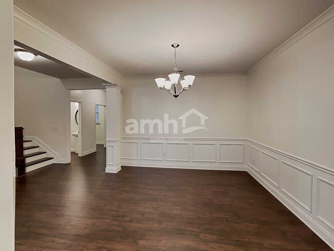 Photo - 1712 Weatherbrook Cir