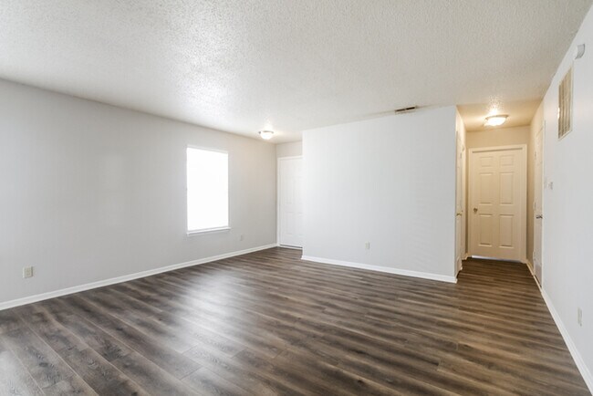 Photo - 2276 Providence Ct