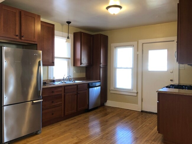 Building Photo - 2456 S Delaware Ave Unit UPPER