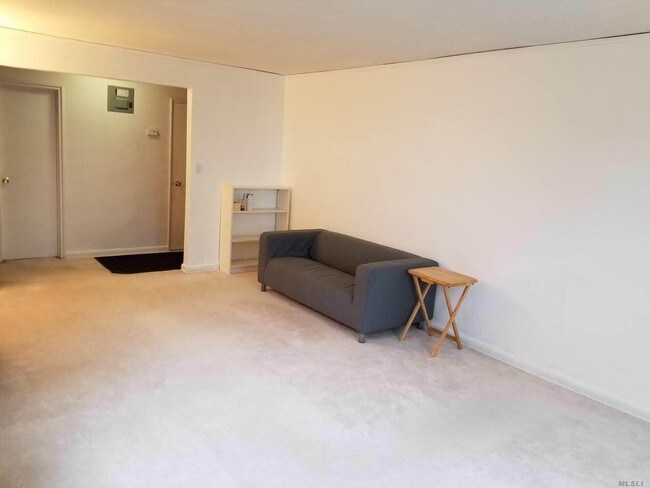 Kissena Park Apartments For Rent Less Than 1 500 Queens Ny Photo 182 12 Horace Harding Expy