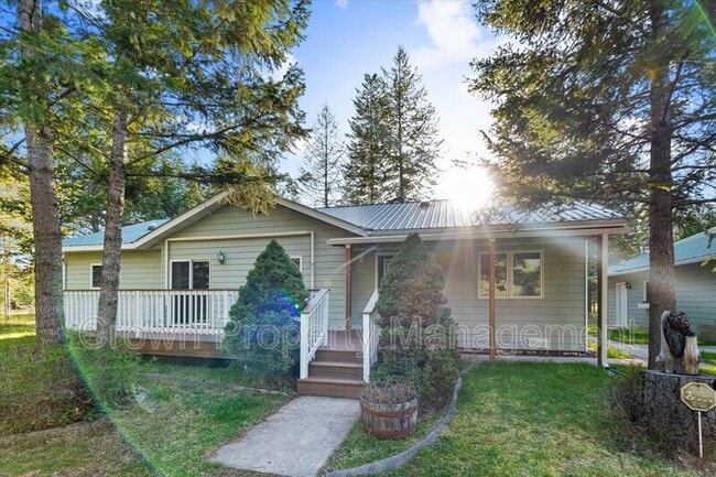 Building Photo - 495 Van Sant Rd