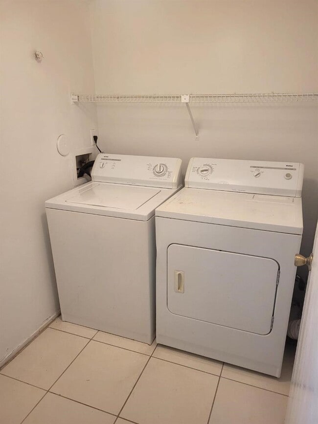 Photo - 3208 Coral Lake Ln Unit 3208