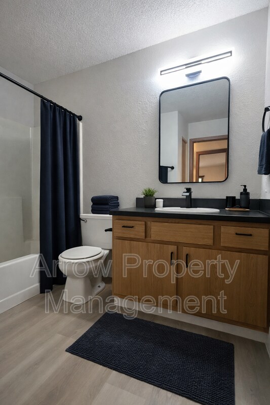 Photo - 2384 N 44th St Unidad 24