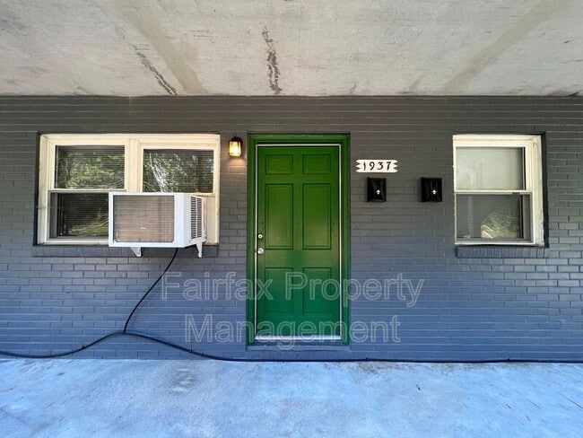 Photo - 1937 Morehead Ave