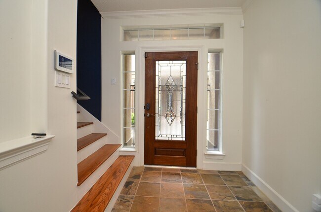 Photo - 4609 Floyd St