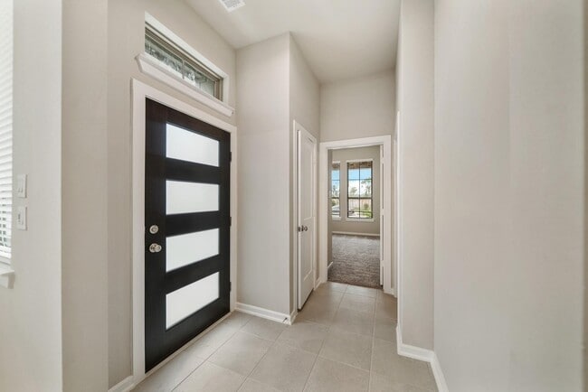 Photo - 1547 Crystal Stream Dr