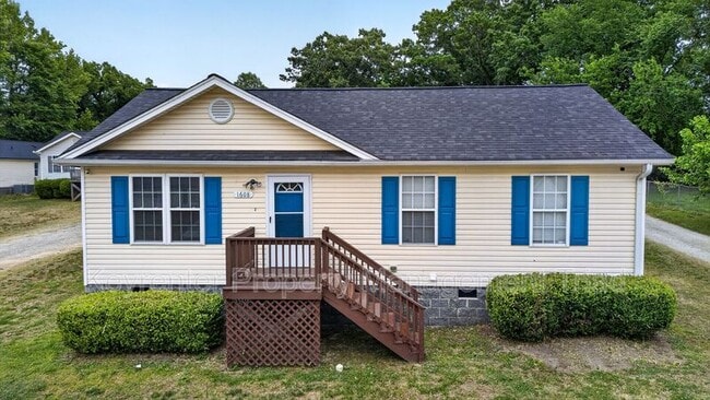 Photo - 1608 Mcpherson St