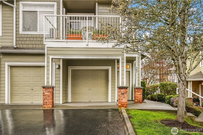 Photo - Sammamish 2 Bed 2 Bath