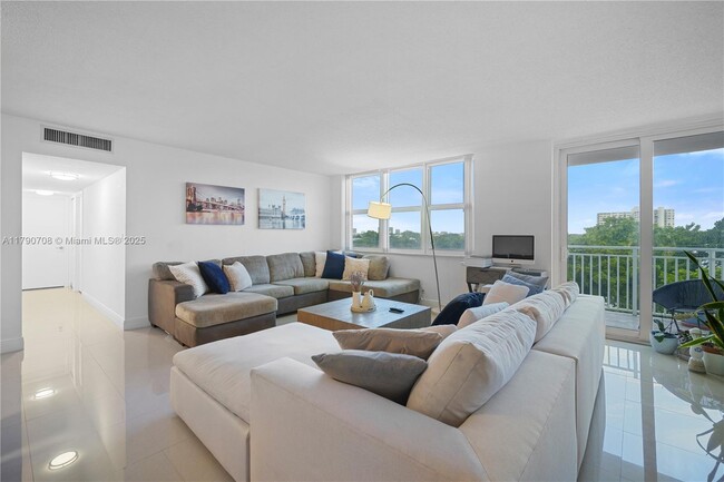 Building Photo - 2150 Sans Souci Blvd Unit C502 Rental