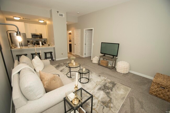 Photo - 113 W Wayne St Unit 404