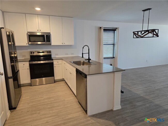 Photo - 200 Pacific Waters