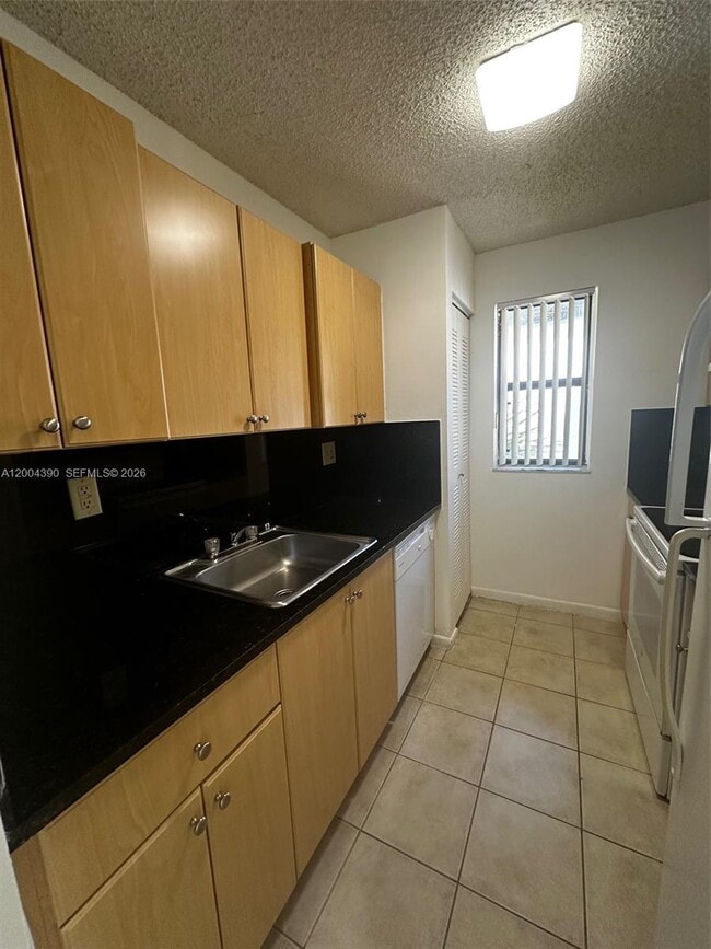 Photo - 7220 NW 179th St Unit 201