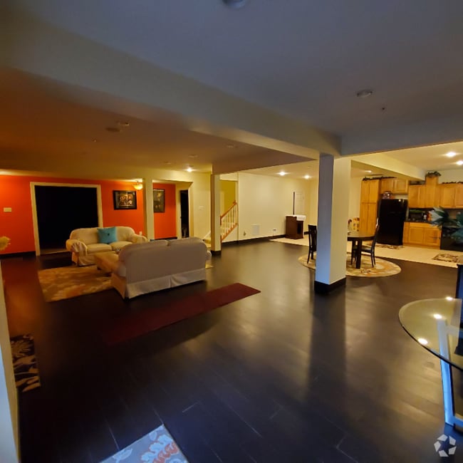 Building Photo - 1 Humberside Way Rental