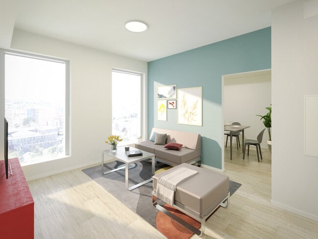 Photo - 20 University Av E