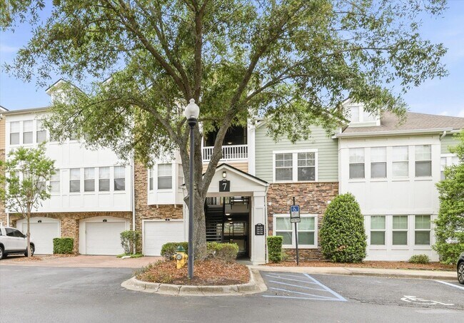 Photo - 2801 Chancellorsville Dr Unit 718