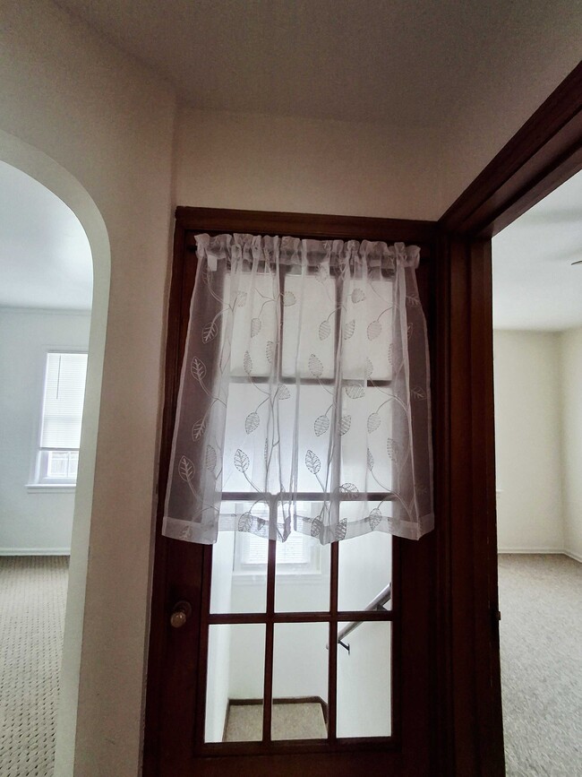 Photo - 543 Dresden Ave