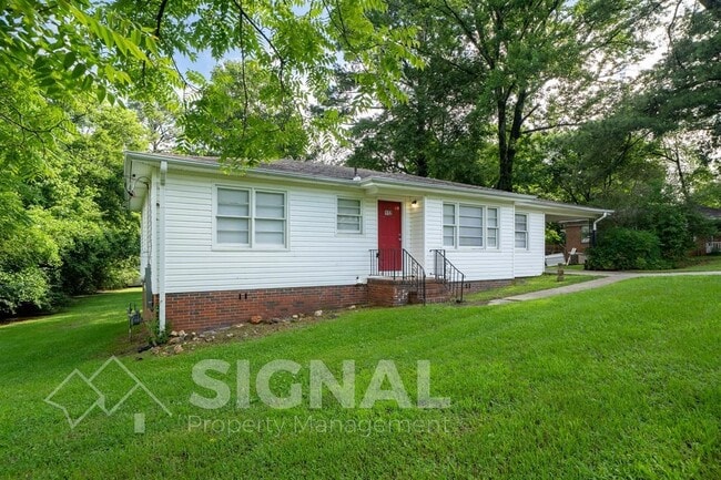 Photo - 112 19th Ave NW