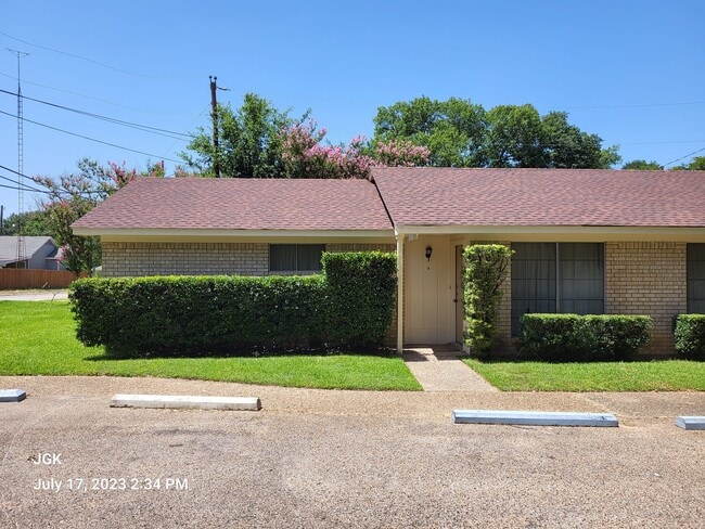 Building Photo - 905 N 24th St Unit Catalina K