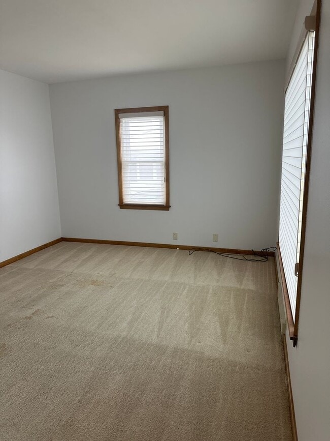 Photo - 1539 Byron Ave