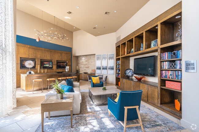 Casa club - Voyager at the Space Center