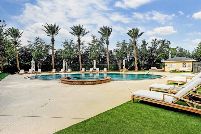 Photo - 3333 Allen Pkwy