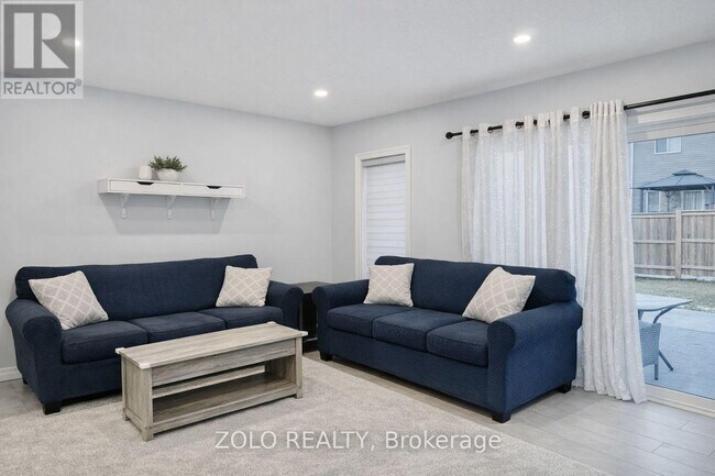 Photo - 9 Charter Creek Ct