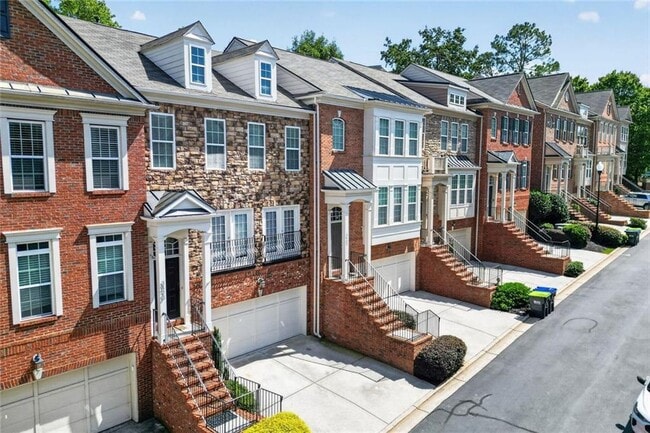 3423 Triview Square