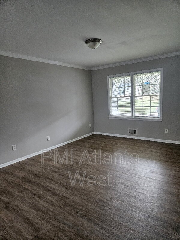 Photo - 5325 The Savoy