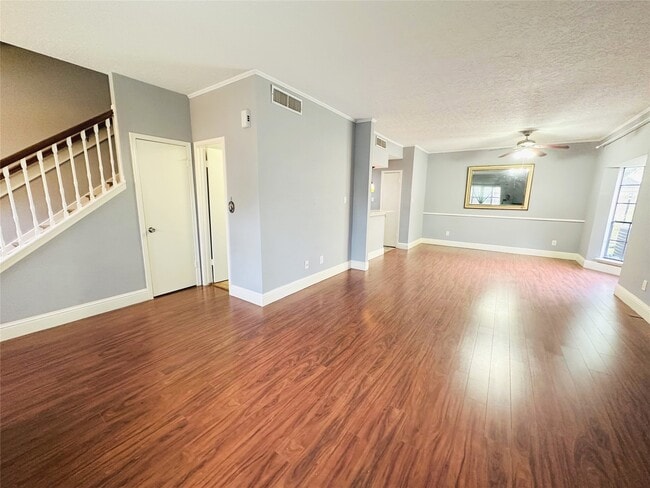 Photo - 7350 Kirby Dr