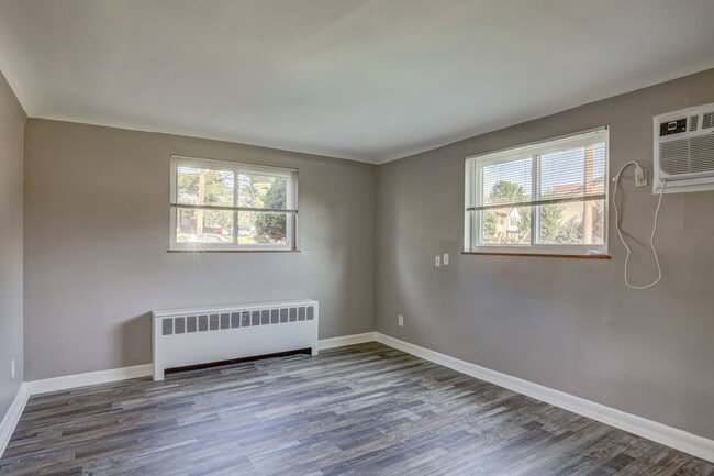7598 Boleyn Dr Unit 2