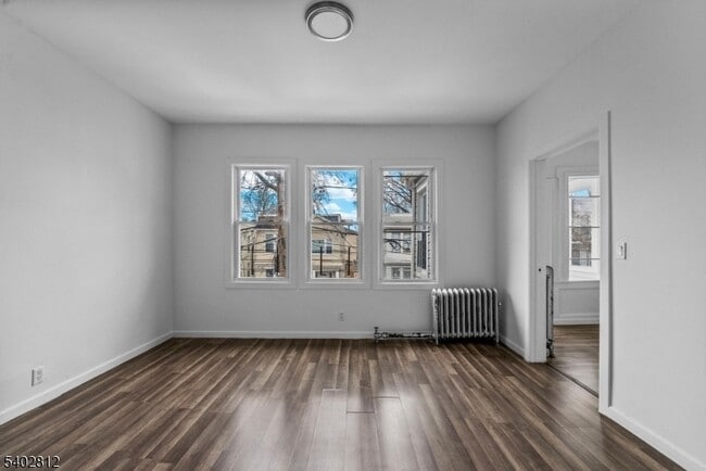 Photo - 268 Leslie St Unidad 270