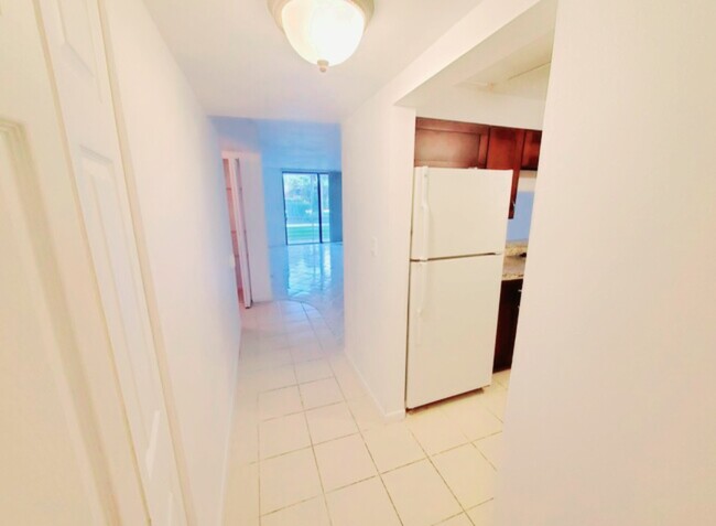 Photo - 1820 SW 81st Ave Condominio Unidad 3117