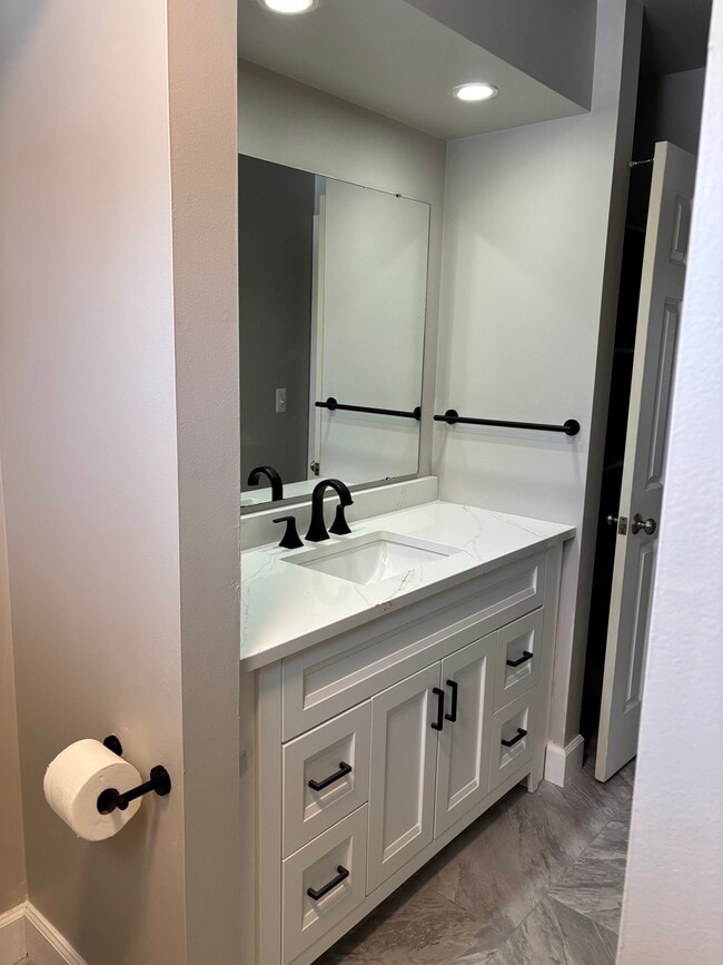 Photo - 620 Nahma Ave