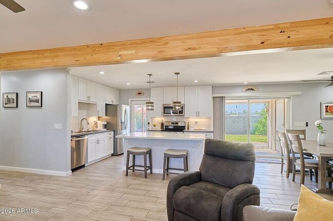 Photo - 7319 E Roosevelt St