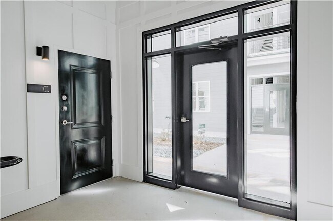 Photo - 123 Mayson Ave NE Unit C