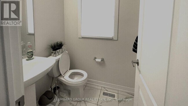 Photo - 142 Lilac Cir