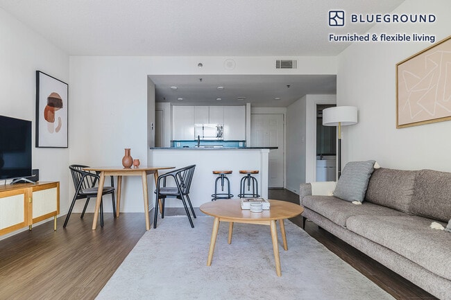 Photo - 850 N Randolph St Unit SI FL7-ID945