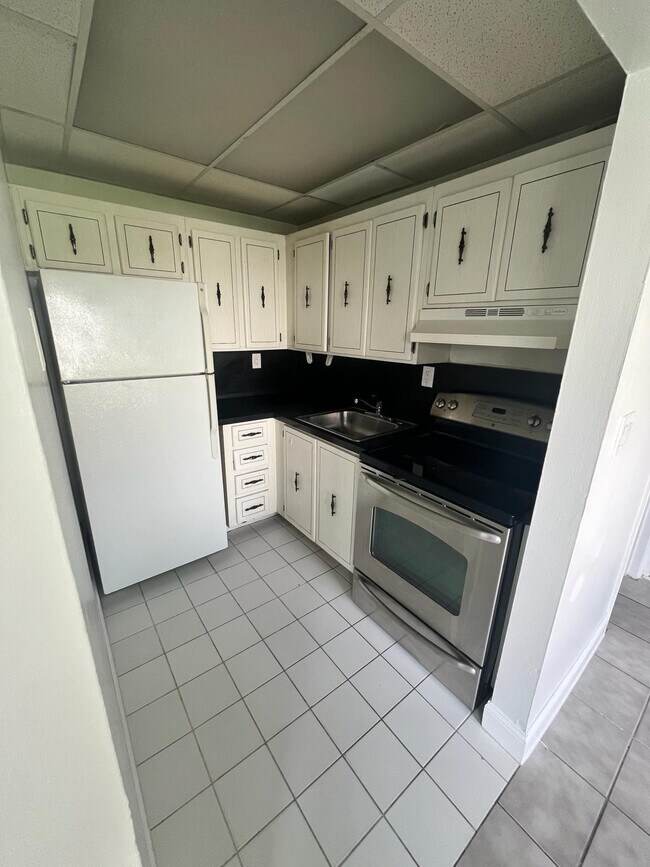 6601 SW LLC- Davie