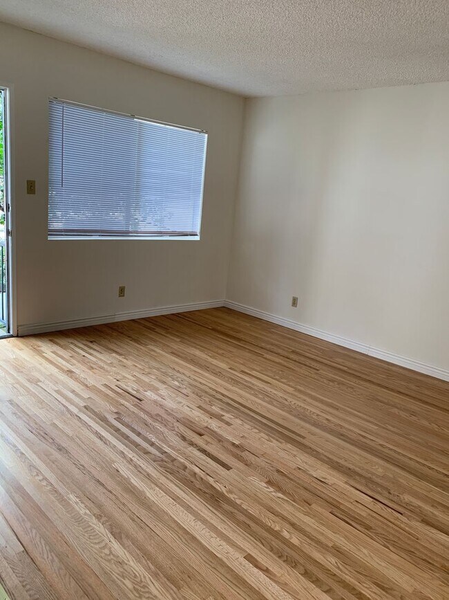 Photo - 2617 Pennsylvania Ave. Unit 3