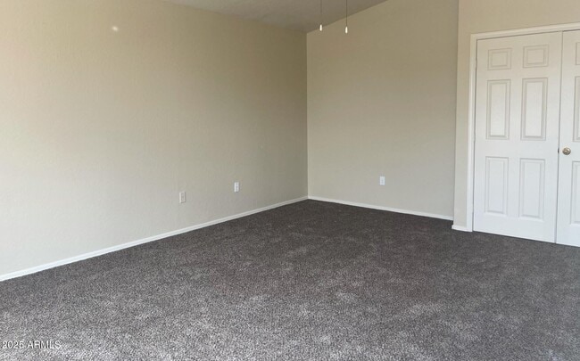 Photo - 1529 E South Fork Dr
