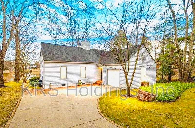 Photo - 487 Westwood Rd