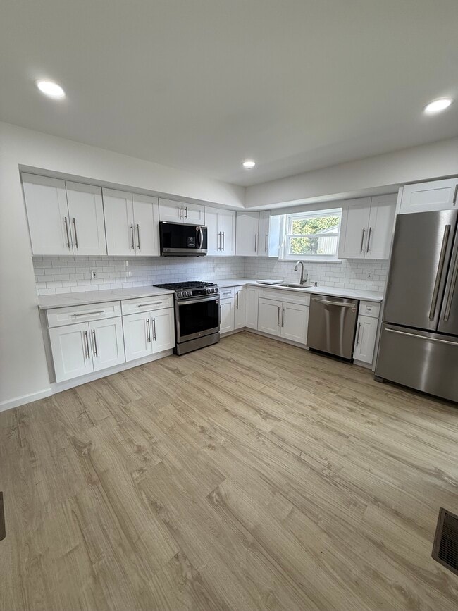 Photo - 12 Personette St Unit 1