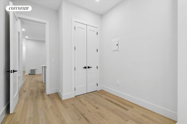 Photo - 202 W 96th St