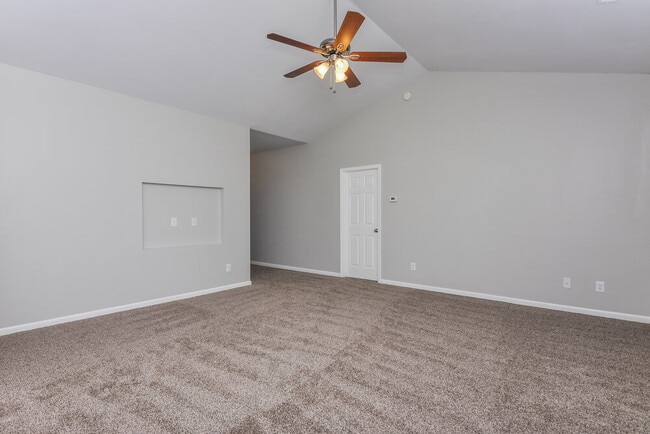 Photo - 2202 King Malcolm Ln