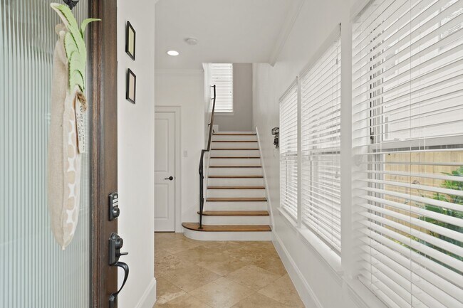 Photo - 3808 Center St Unit A