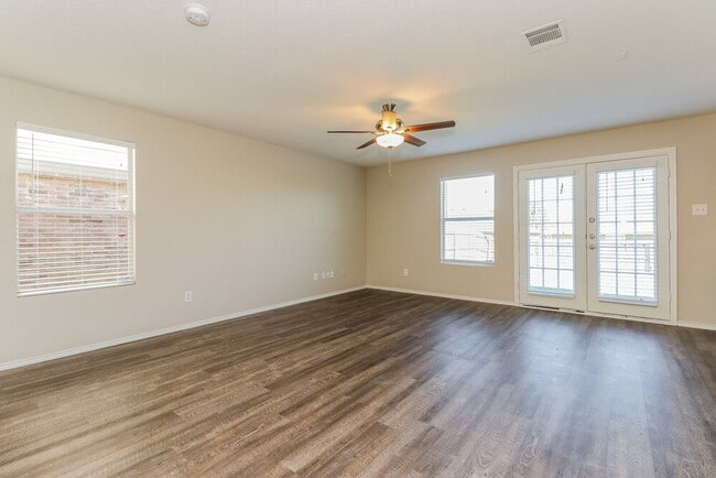 Photo - 7128 Little Mohican Dr