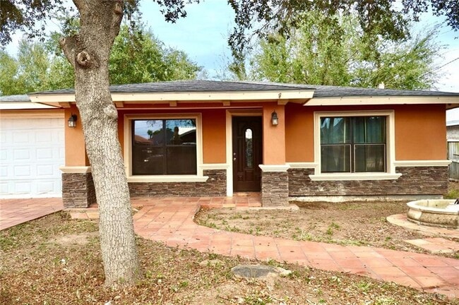 Building Photo - 11 N 6th St